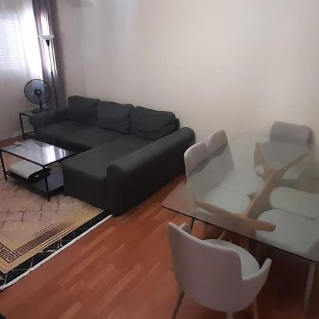 Shared Apartment With Private Room Bobadela Екстер'єр фото