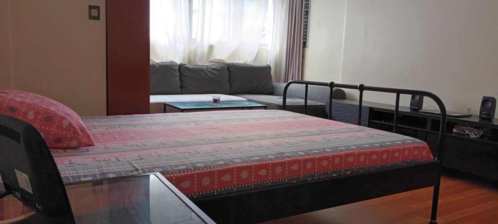 Shared Apartment With Private Room Bobadela Екстер'єр фото